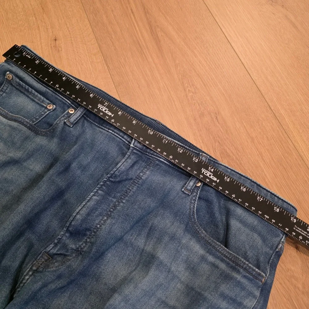 Uniqlo ezy jeans